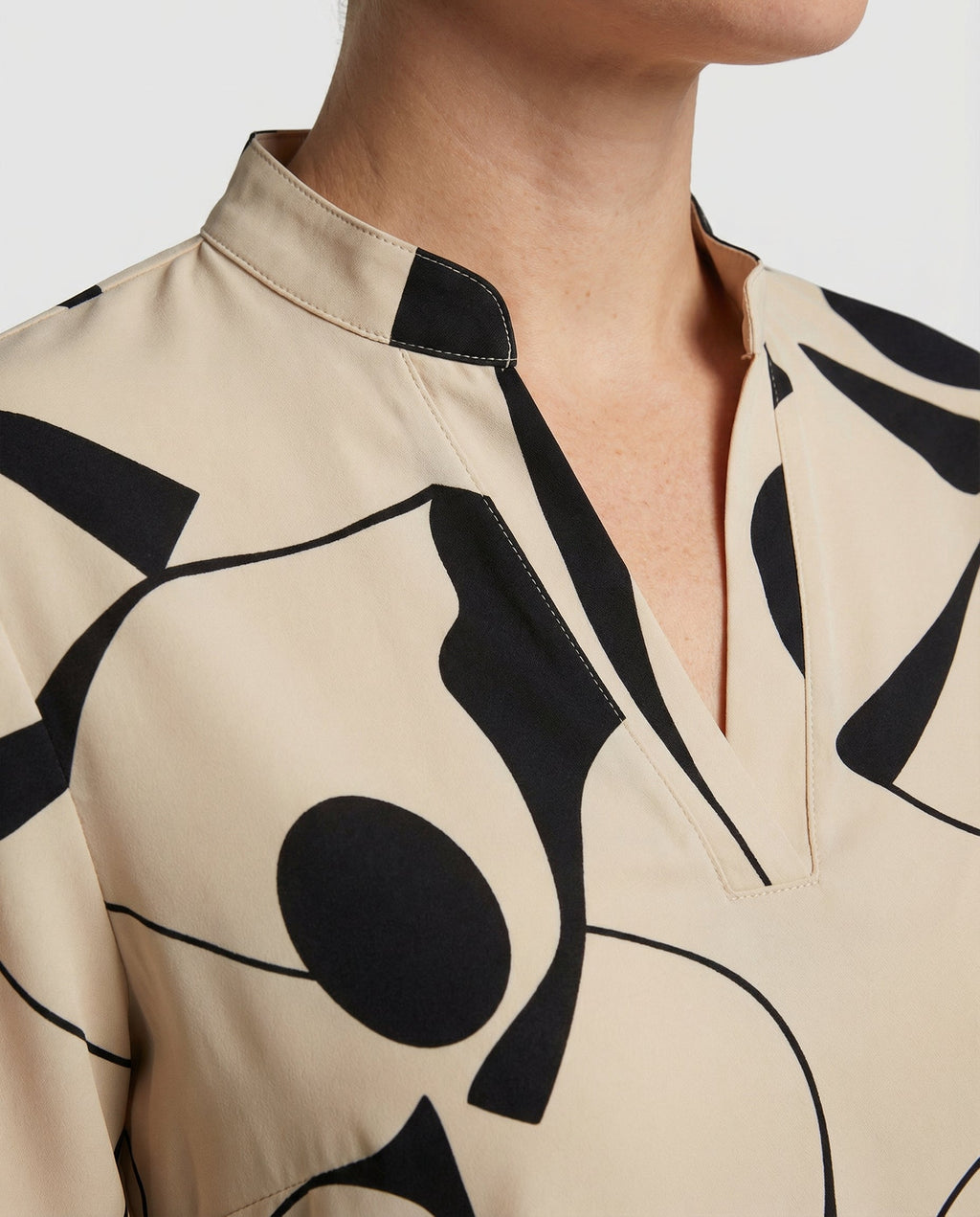 Elegant women's blouse comfort