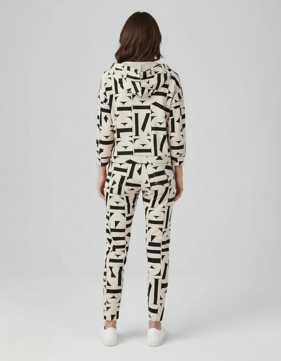 Comfortable Modern Tracksuit Women