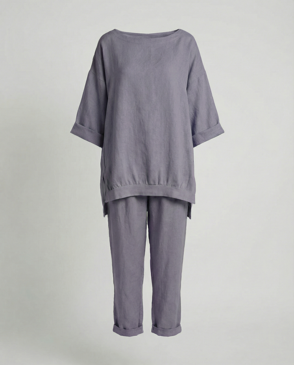 Comfortable women's leisure suit sporty