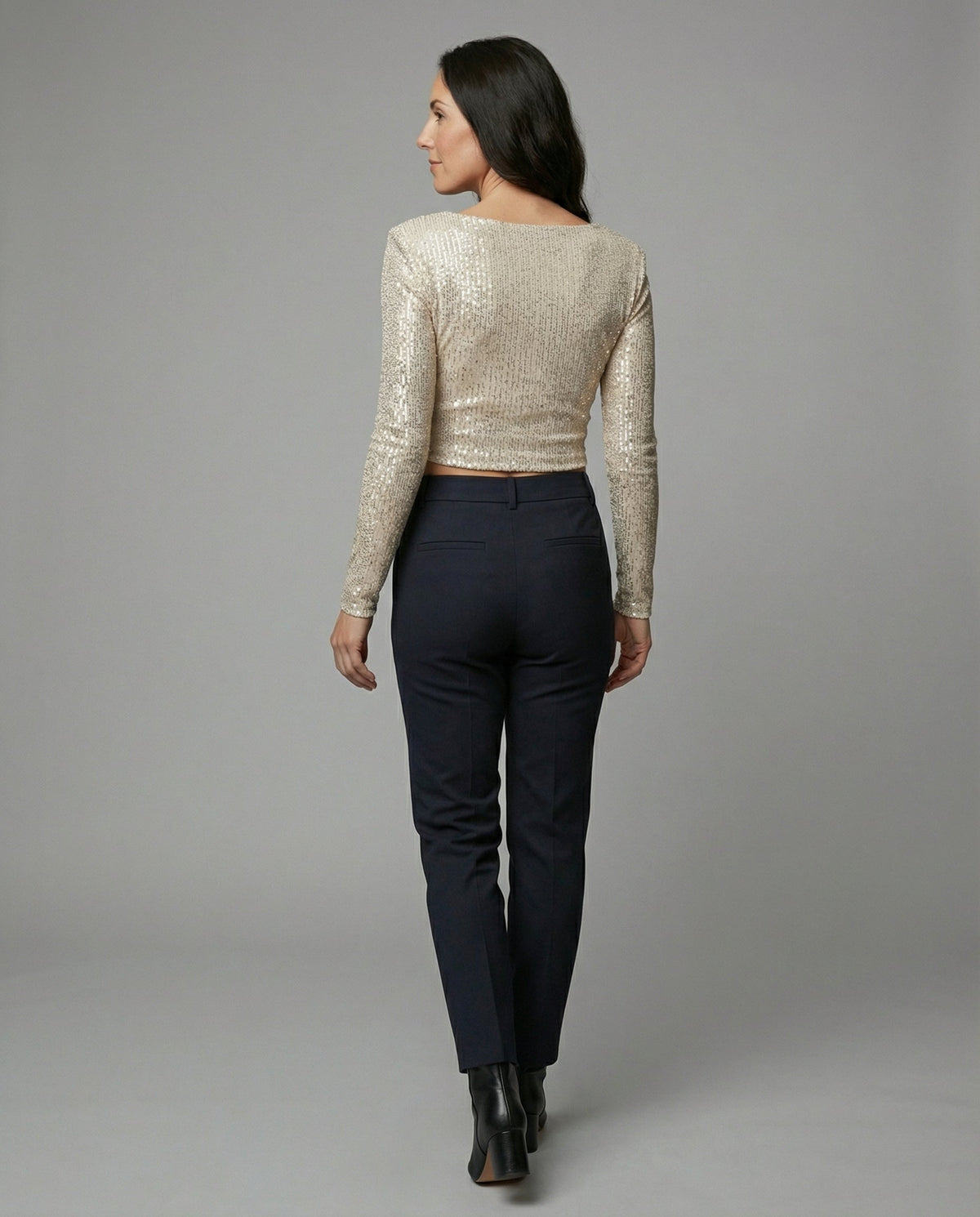 Glamorous women's cropped top