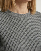 Elegant knit set sweater skirt